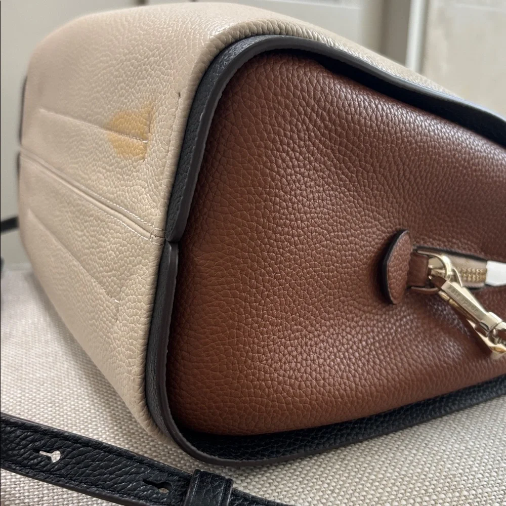 Kate Spade Knott Medium Crossbody Bag - Picture 8 of 12